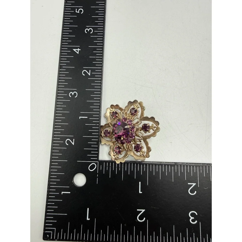 Vintage Purple Rhinestone Flower Brooch Gold Tone Amethyst Floral Pin Accessory‎